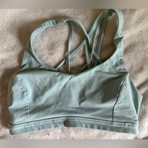 Lululemon sports bra size 8